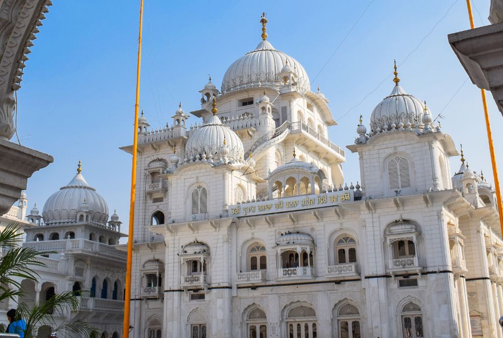 Takht Sri Harmandir Ji